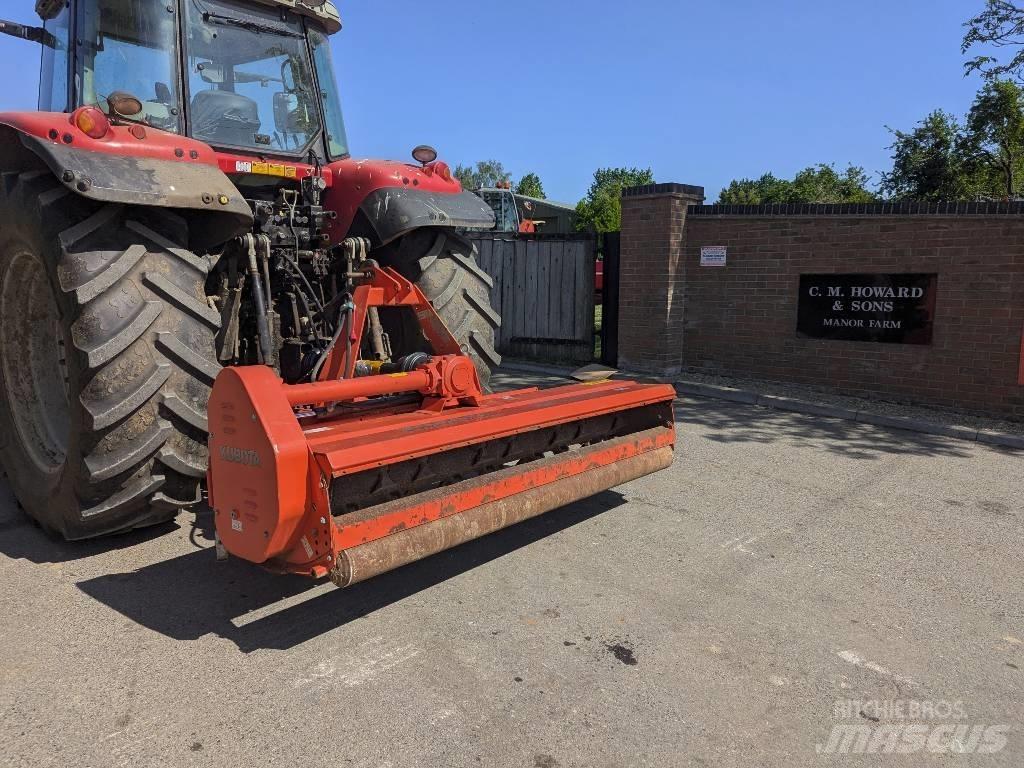 Kubota SE3230 Pļaujmašīnas