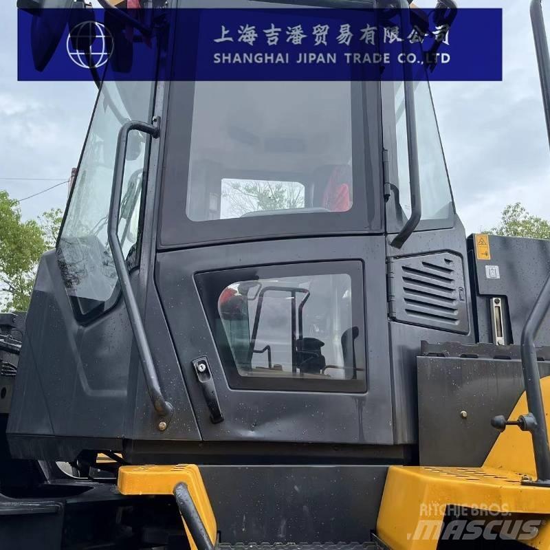 LiuGong CLG 870 H Iekrāvēji uz riteņiem
