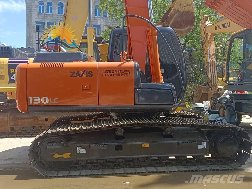 Hitachi ZX 130 Kāpurķēžu ekskavatori
