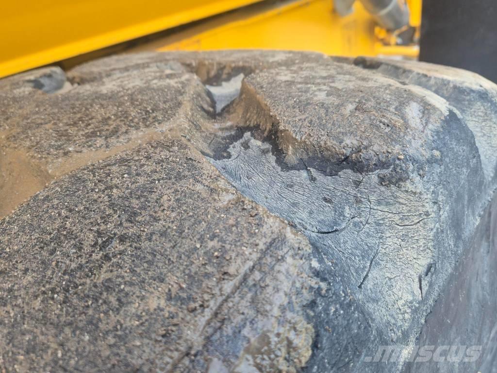 Volvo A25G Artikulētie pašizgāzēji