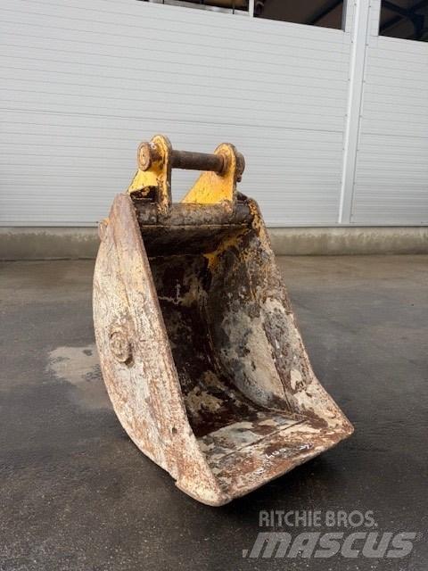 JCB 7-8 TON Grāvju arkls