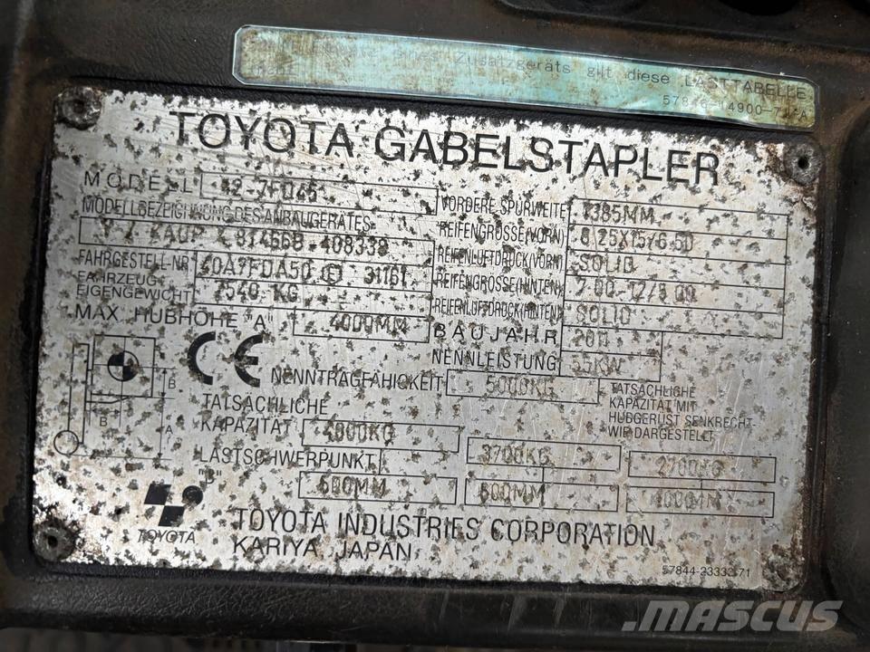 Toyota 7 FD 45 Tehnika ar dīzeļa dzinēju