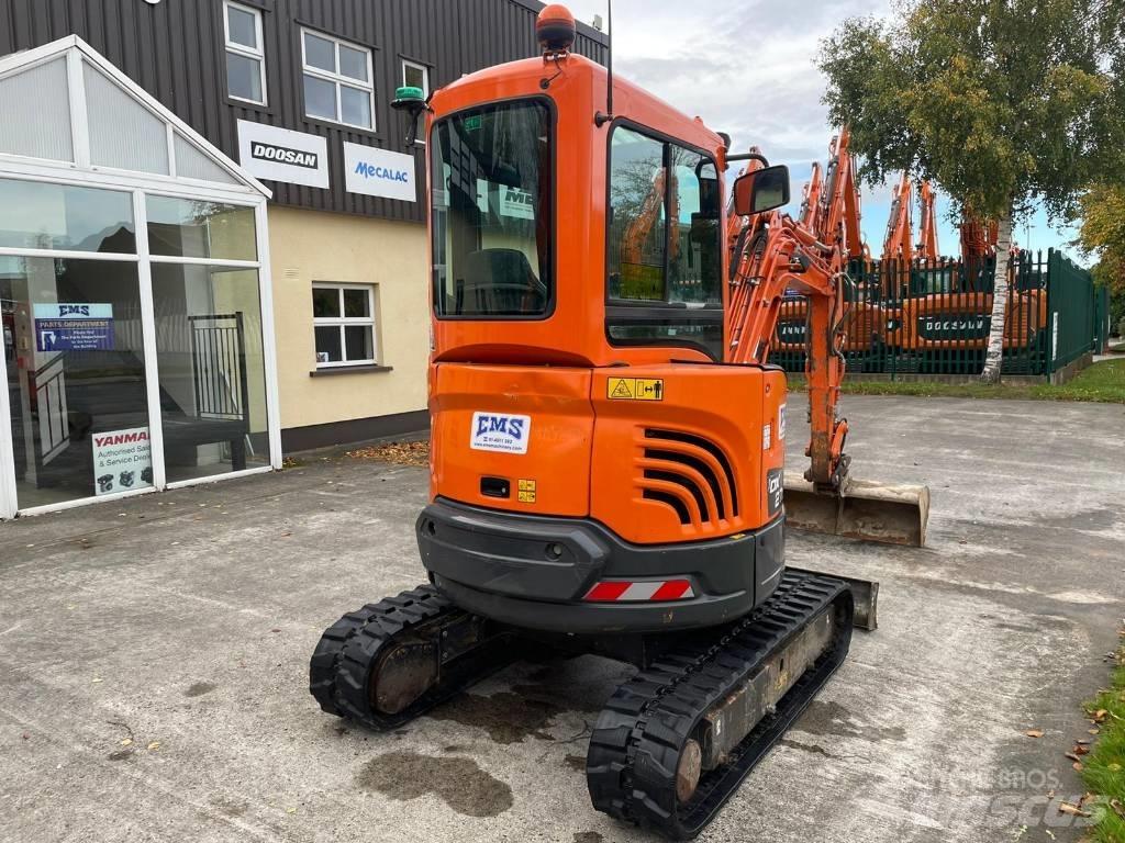 Doosan DX 27 Z Mini ekskavatori < 7 t