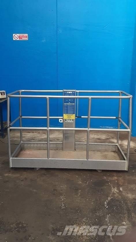 Cela DT 21 Pacēlāji uz automašīnas bāzes