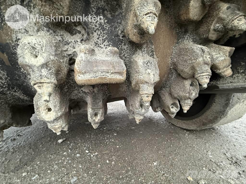 Wirtgen W 100 Asfalta dzesēšanas iekārtas