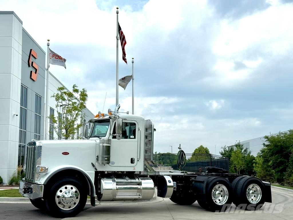 Peterbilt 389 Vilcēji