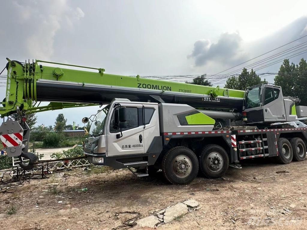 Zoomlion ZTC700 Visurgājēji celtņi