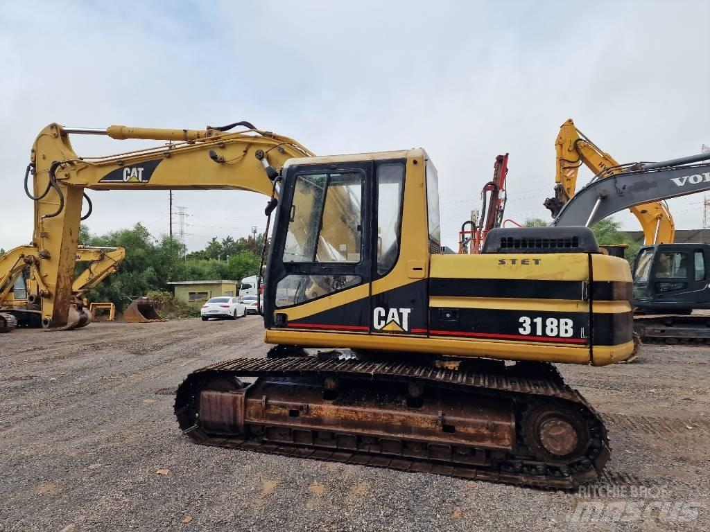 CAT 318 B L Kāpurķēžu ekskavatori