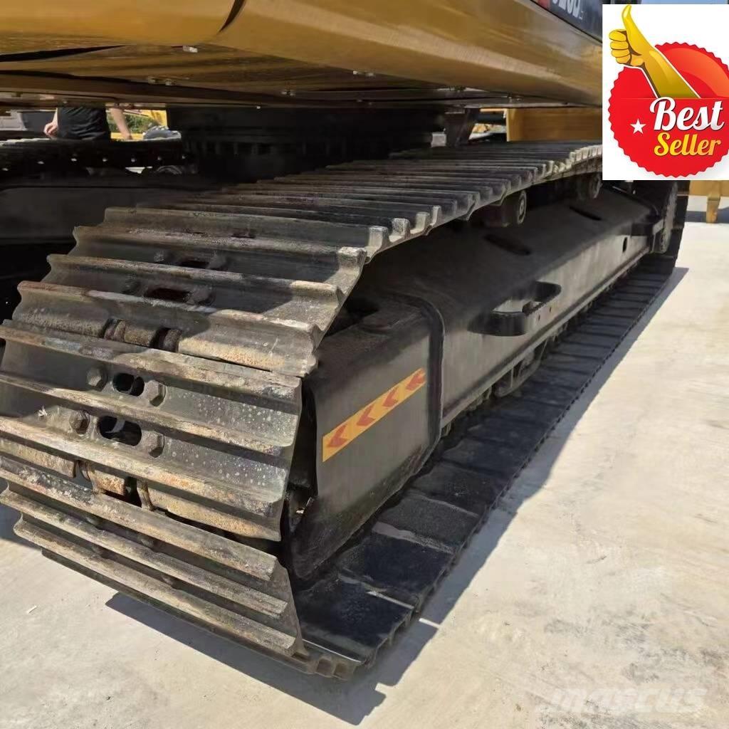 CAT 323 D L Kāpurķēžu ekskavatori