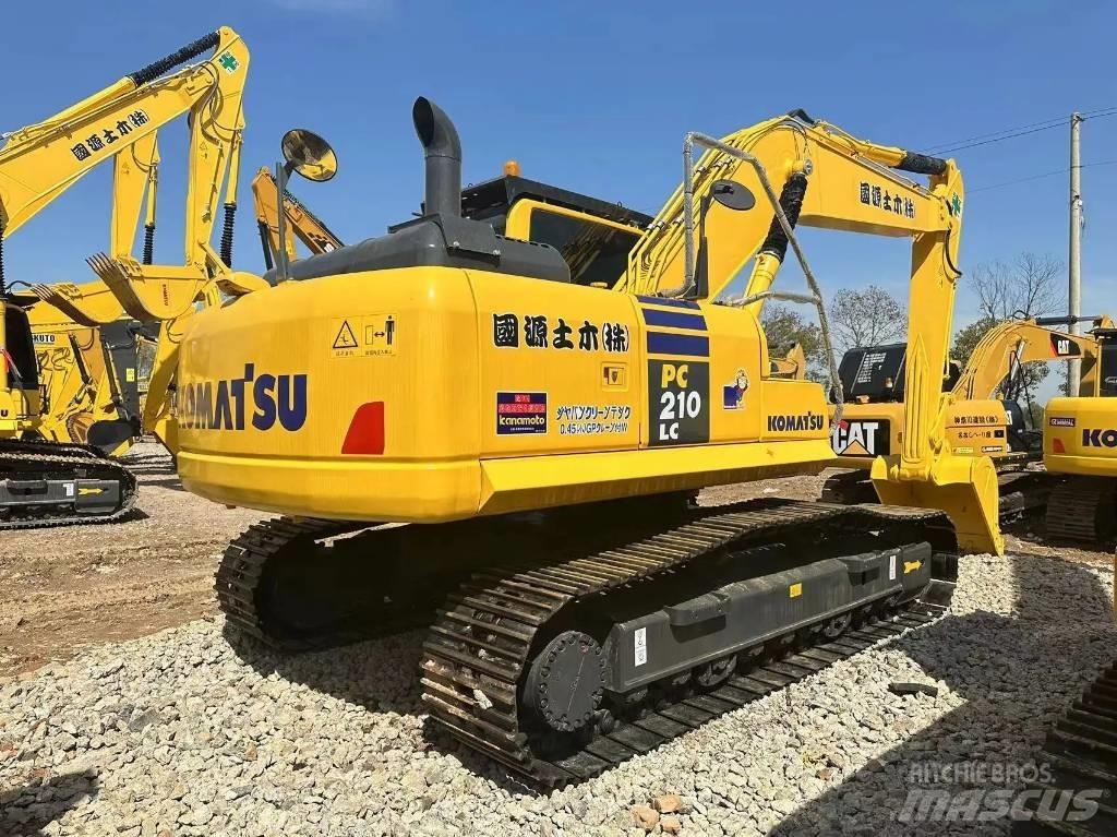 Komatsu PC 210-8 Kāpurķēžu ekskavatori