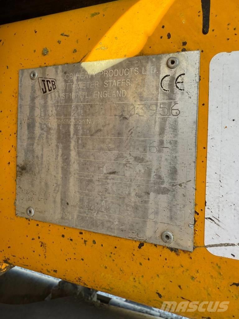 JCB JS 235 Kāpurķēžu ekskavatori