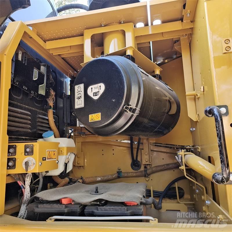 CAT 320 GC Kāpurķēžu ekskavatori