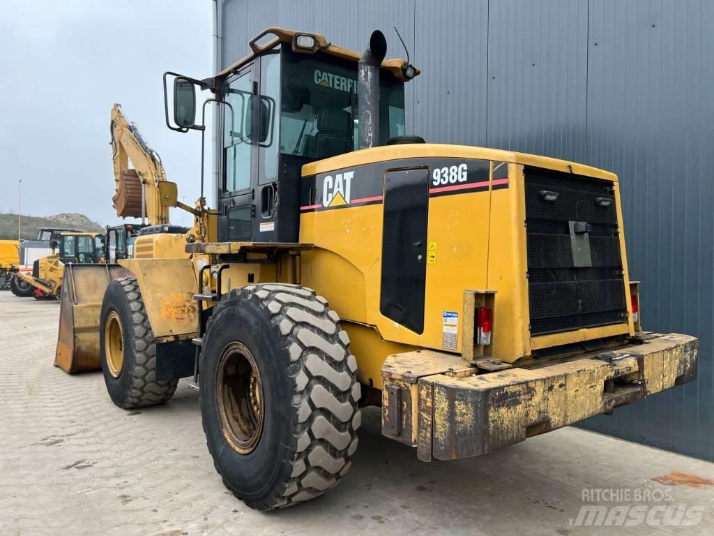 CAT 938G Iekrāvēji uz riteņiem