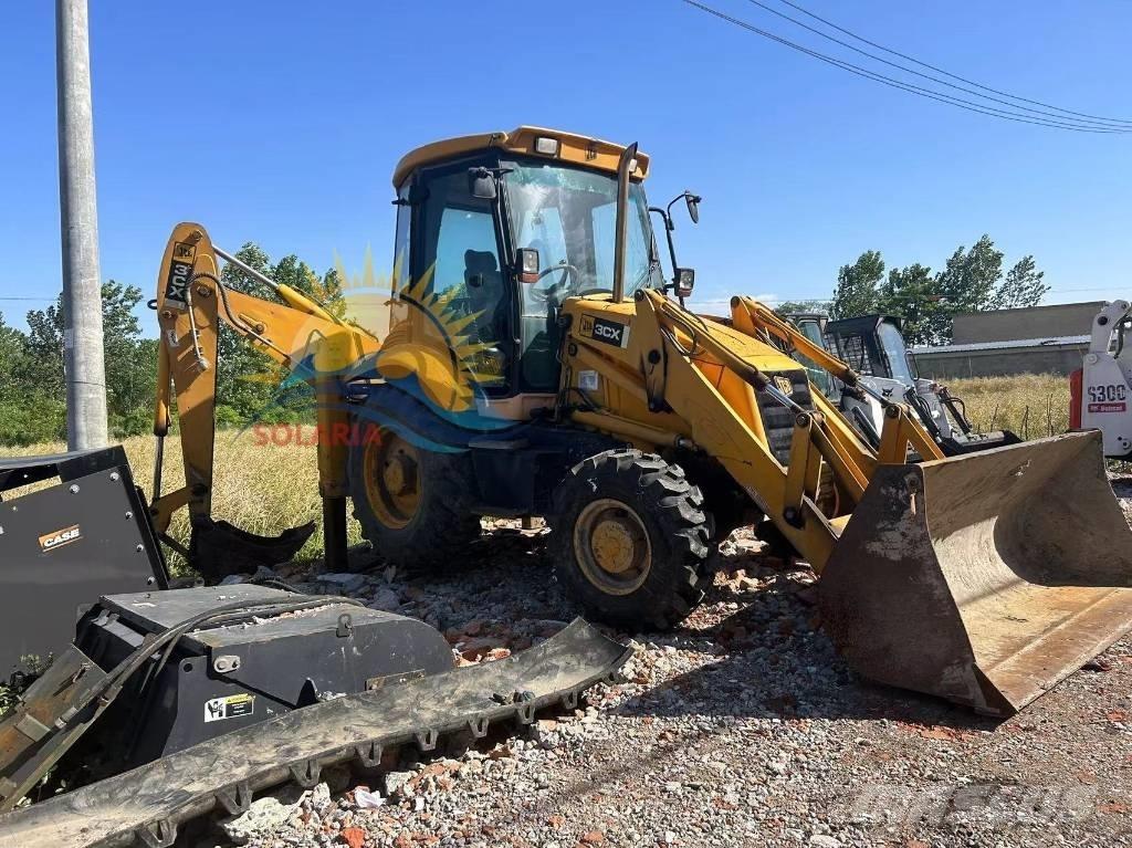 JCB 3 CX Ekskavatori-iekrāvēji