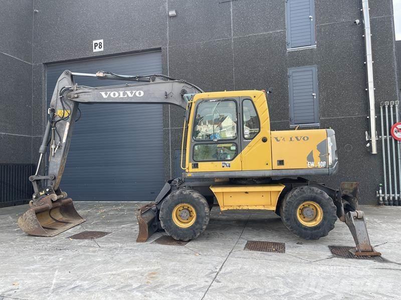 Volvo EW 140 B Ekskavatori uz riteņiem