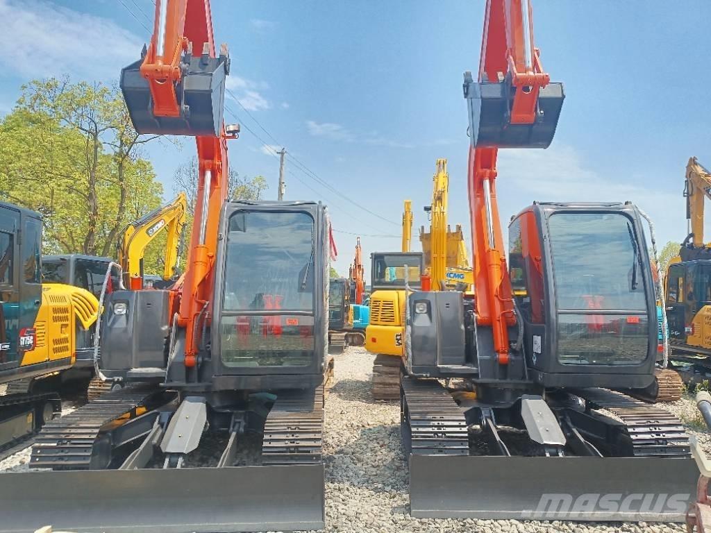 Hitachi ZX 70 Kāpurķēžu ekskavatori