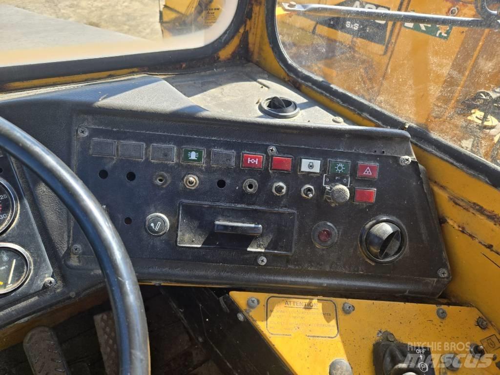 Volvo BM A 25 Artikulētie pašizgāzēji