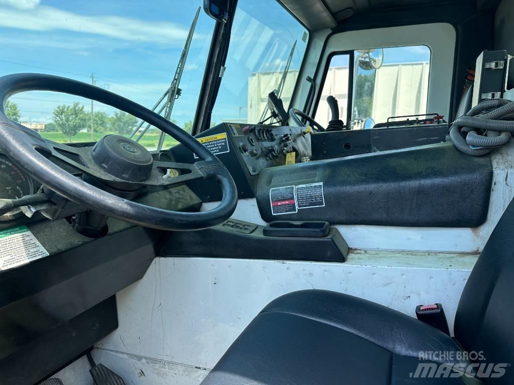 Mack LEU613 Atkritumu izvešanas transports