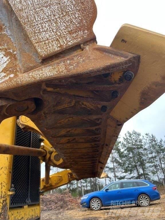 Komatsu D85EX-18 Kāpurķēžu buldozeri