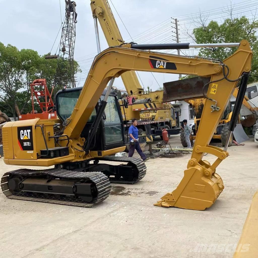 CAT 307 Kāpurķēžu ekskavatori
