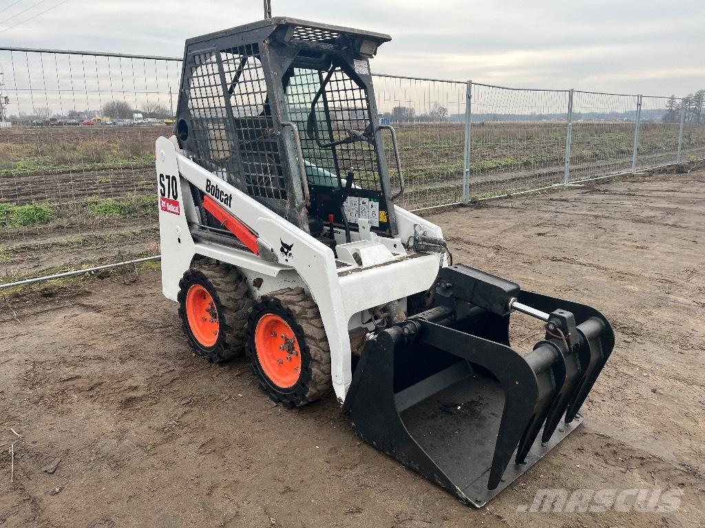 Bobcat S 70 Lietoti riteņu kompaktiekrāvēji