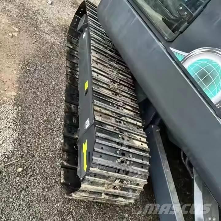 Kobelco SK 60 Kāpurķēžu ekskavatori