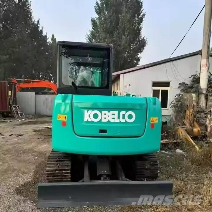 Kobelco SK 60 Kāpurķēžu ekskavatori