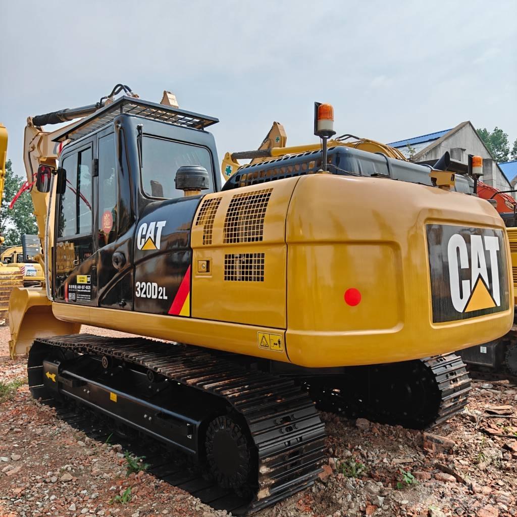 CAT 320D2L Kāpurķēžu ekskavatori