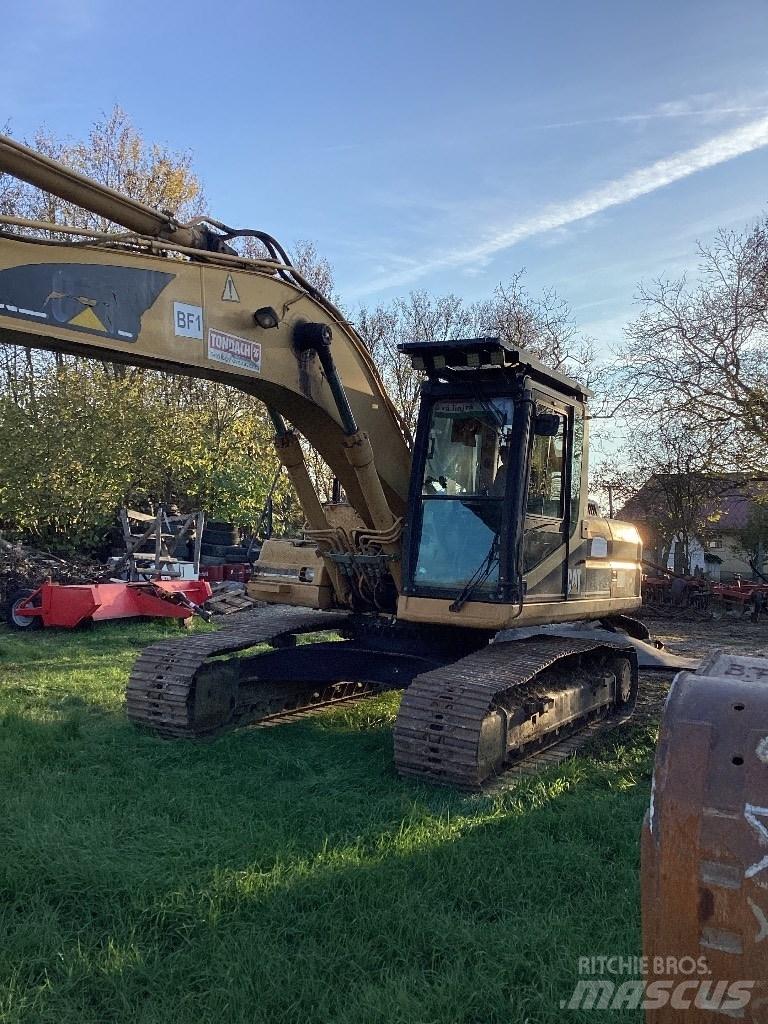 CAT 322 B Kāpurķēžu ekskavatori