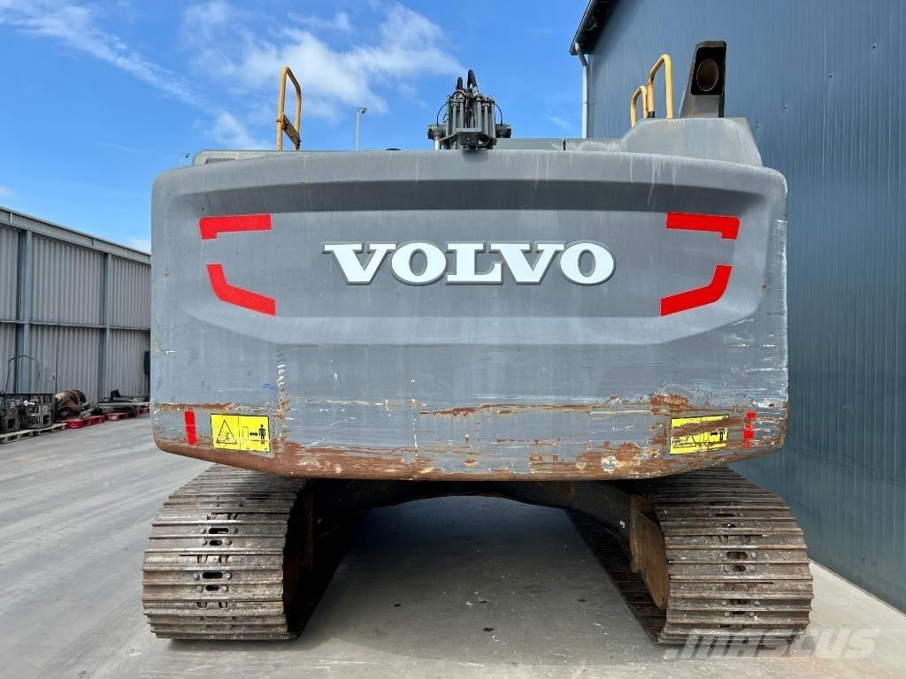 Volvo EC250E L Kāpurķēžu ekskavatori