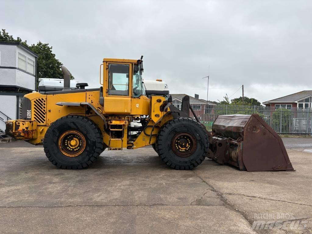 Volvo L 120 E Iekrāvēji uz riteņiem