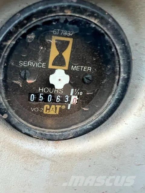 CAT 330 L Kāpurķēžu ekskavatori