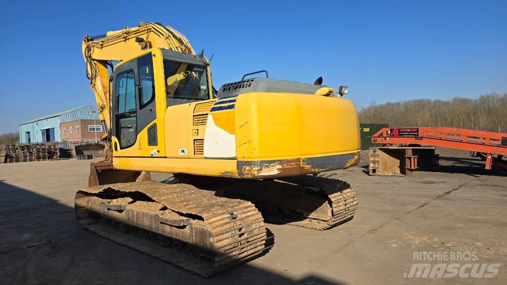 Komatsu PC 210 LC-8K Kāpurķēžu ekskavatori