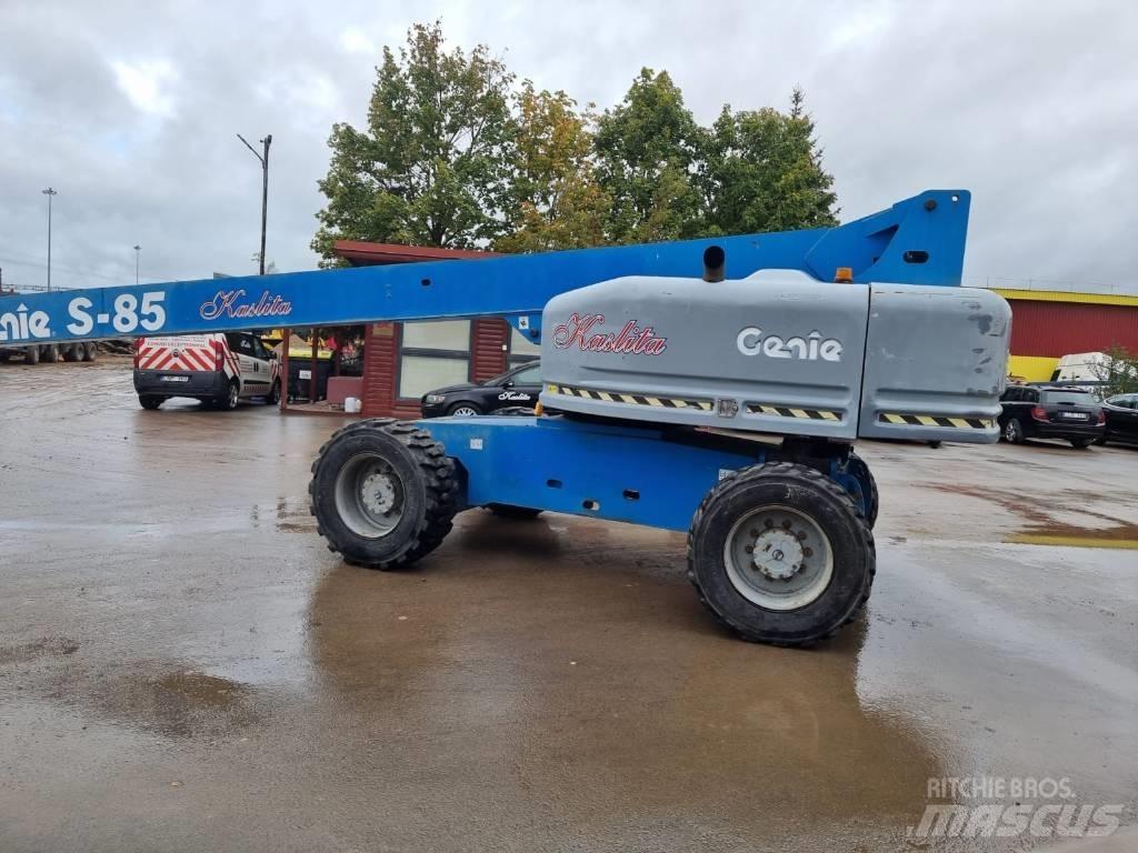 Genie S 85 4WD Teleskopiskie pacēlāji