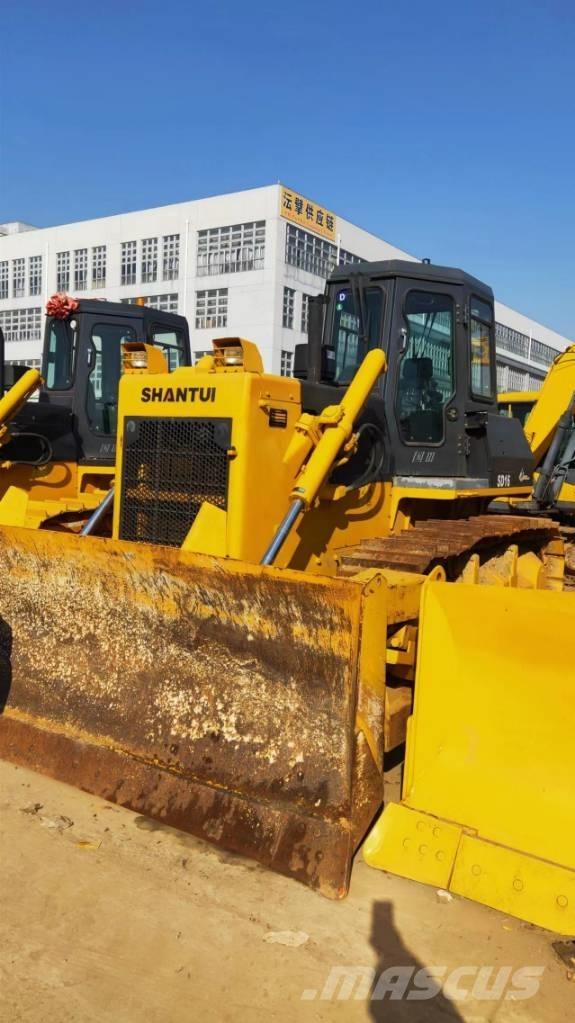 Shantui SD 16 Kāpurķēžu buldozeri
