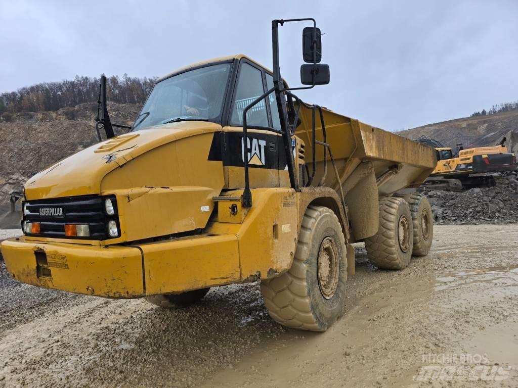 CAT 730 Artikulētie pašizgāzēji