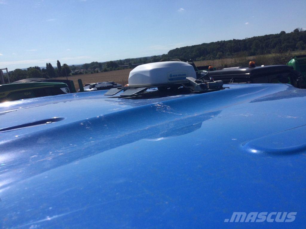 New Holland T7.225 Traktori