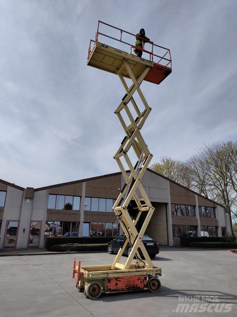 JLG 2646 E 3 Šķerveida pacēlāji