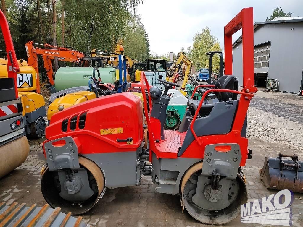 Hamm HD 12 VV Divvalču grunts veltņi