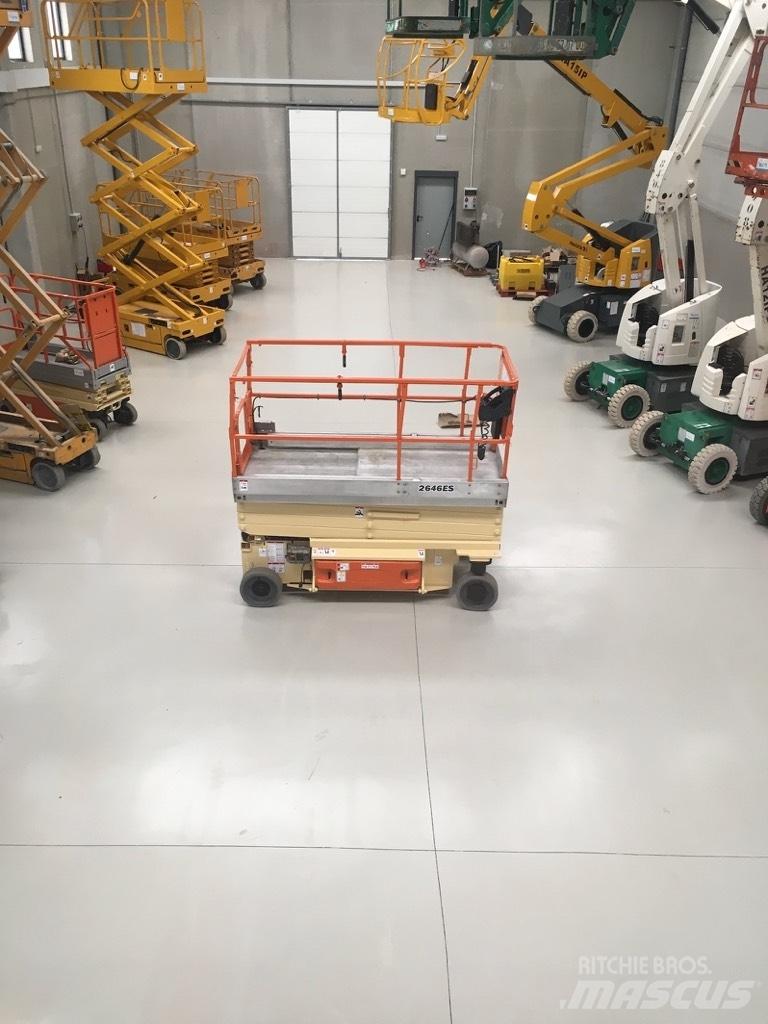 JLG 2646 ES Šķerveida pacēlāji