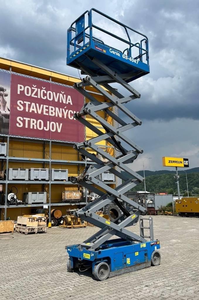 Genie GS4047 Šķerveida pacēlāji