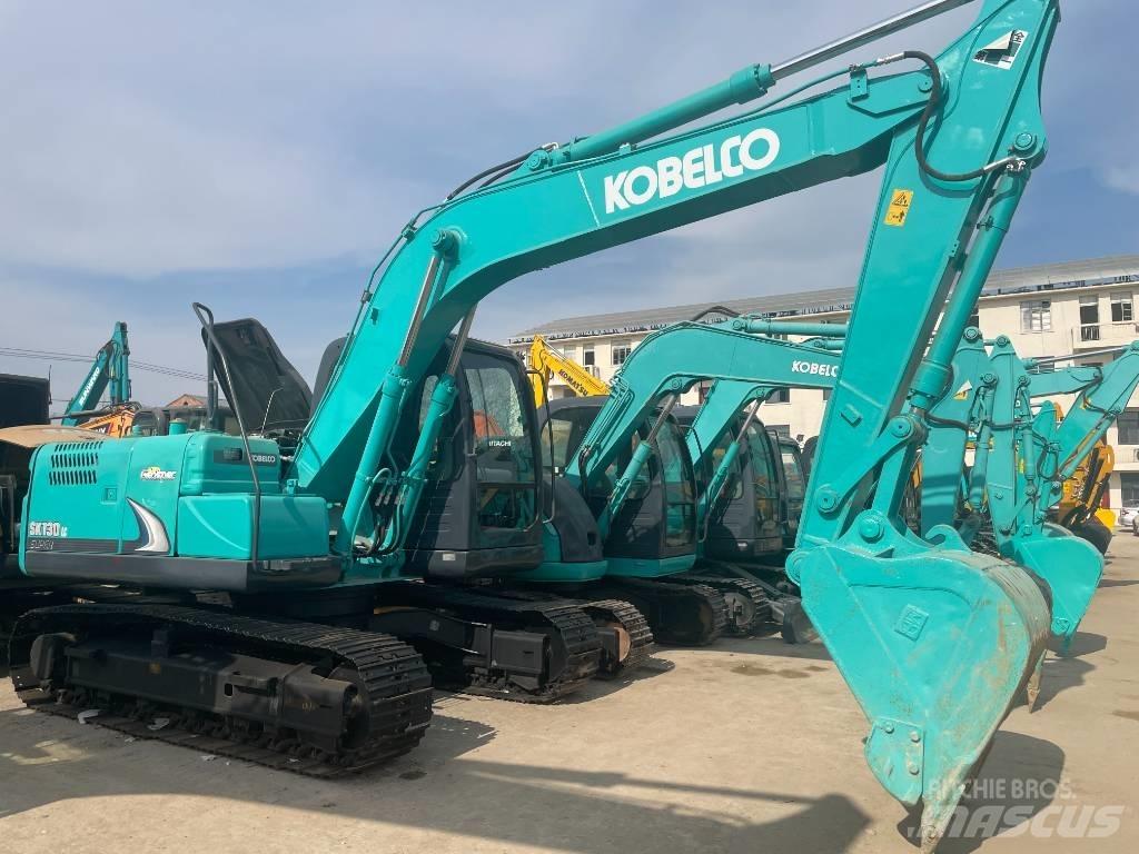 Kobelco SK 130 Kāpurķēžu ekskavatori