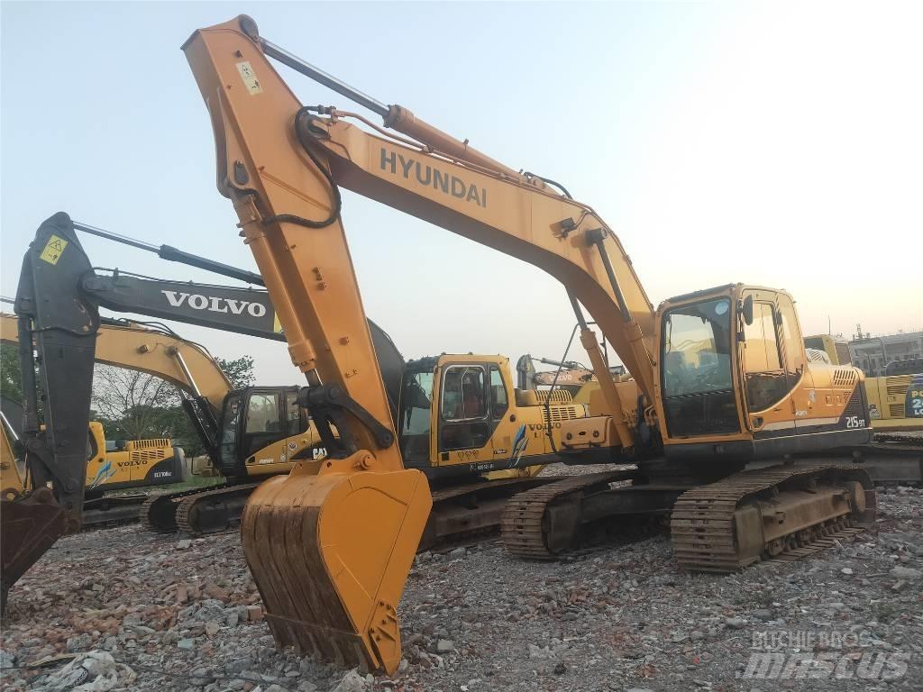 Hyundai R215-9 Kāpurķēžu ekskavatori