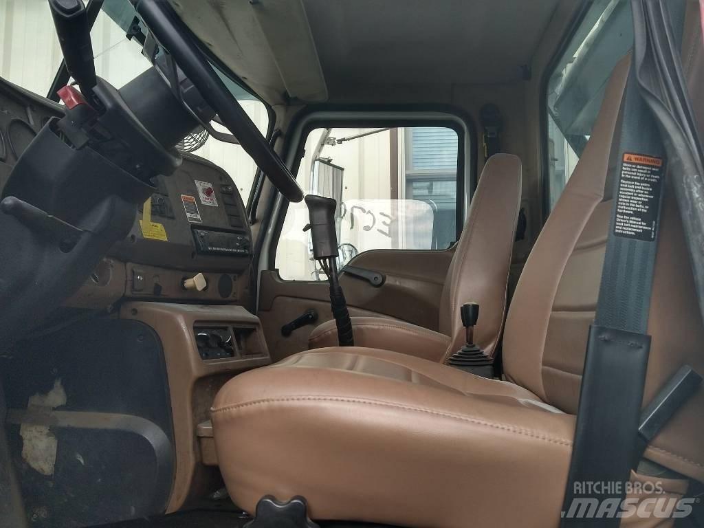 Mack CV 713 Atkritumu izvešanas transports
