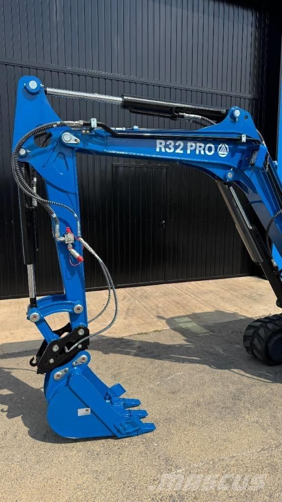 Rippa R32 PRO Mini ekskavatori < 7 t