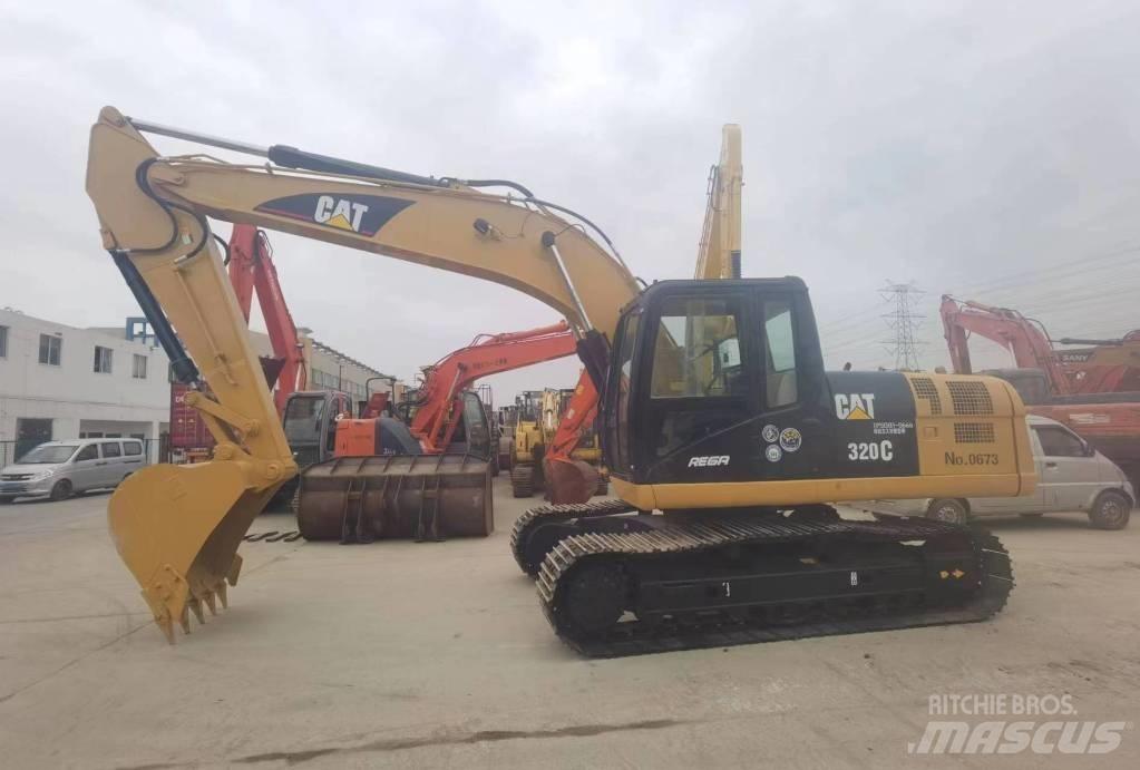 CAT 320 C Kāpurķēžu ekskavatori
