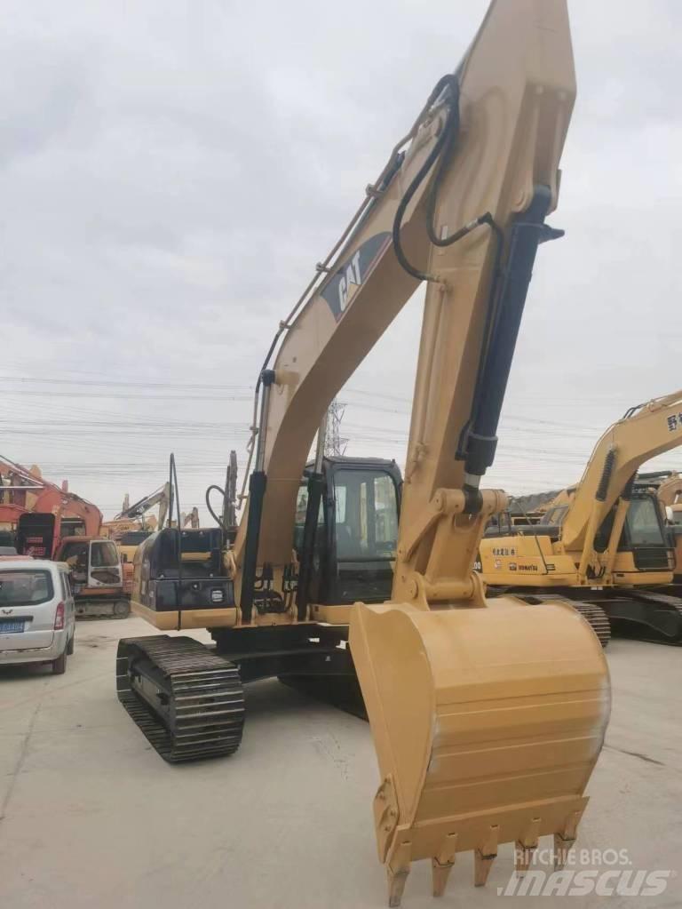 CAT 320 C Kāpurķēžu ekskavatori