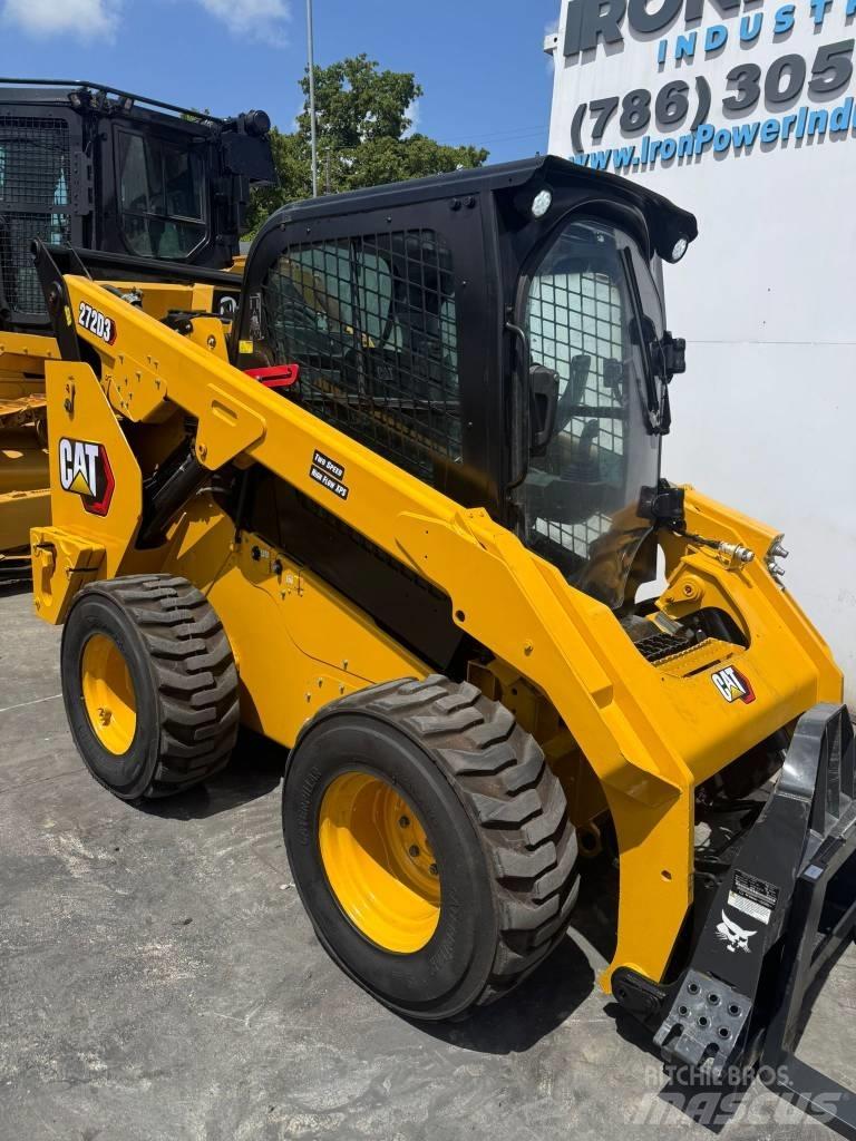 CAT 272D3 Lietoti riteņu kompaktiekrāvēji