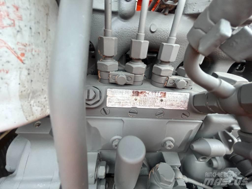 Hitachi ZX 60 Kāpurķēžu ekskavatori