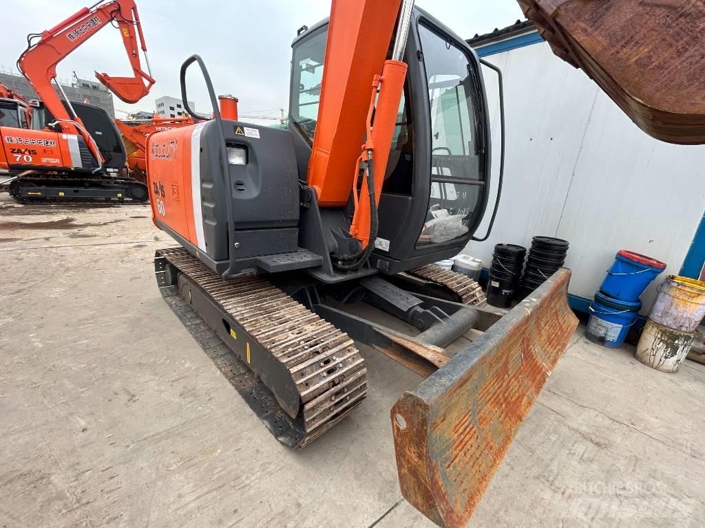 Hitachi ZX 60 Kāpurķēžu ekskavatori
